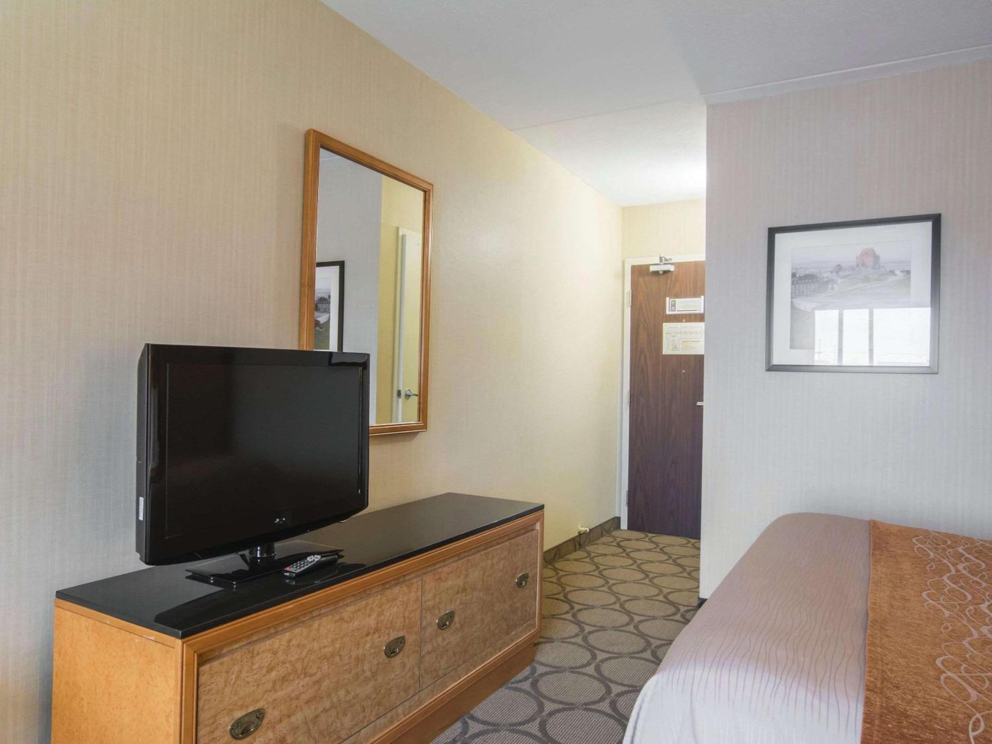 Comfort Inn Airport East Quebec City Bagian luar foto